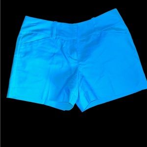 Ann Taylor - Signature Short - 4 1/2” Inseam -